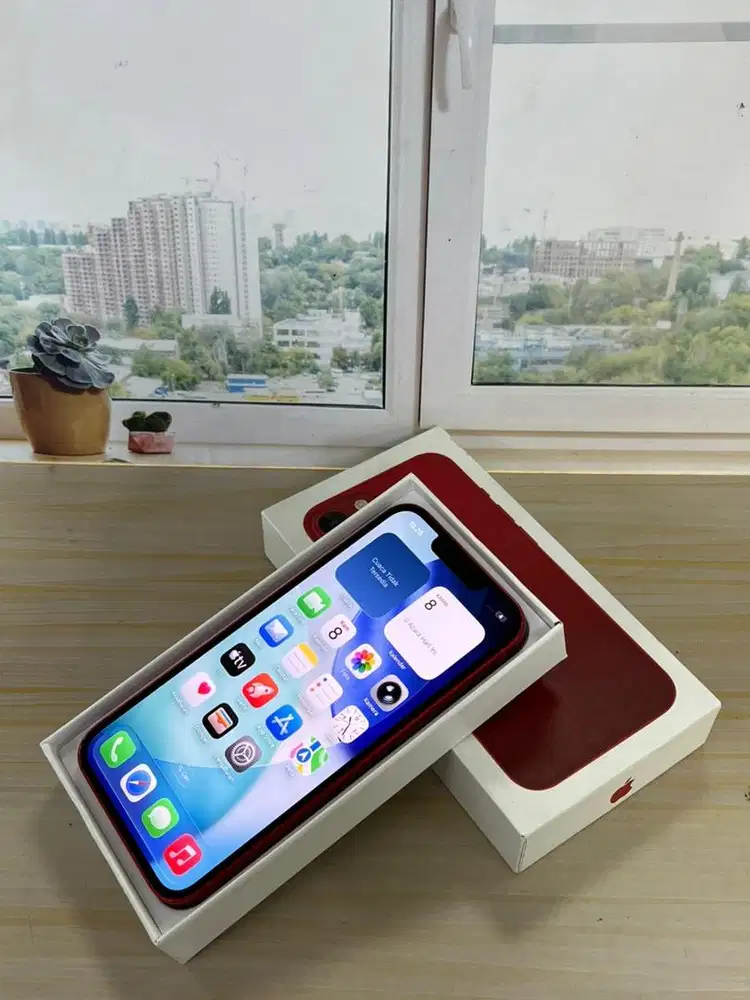 iPhone 13 256GB Red Second Inter All Operator