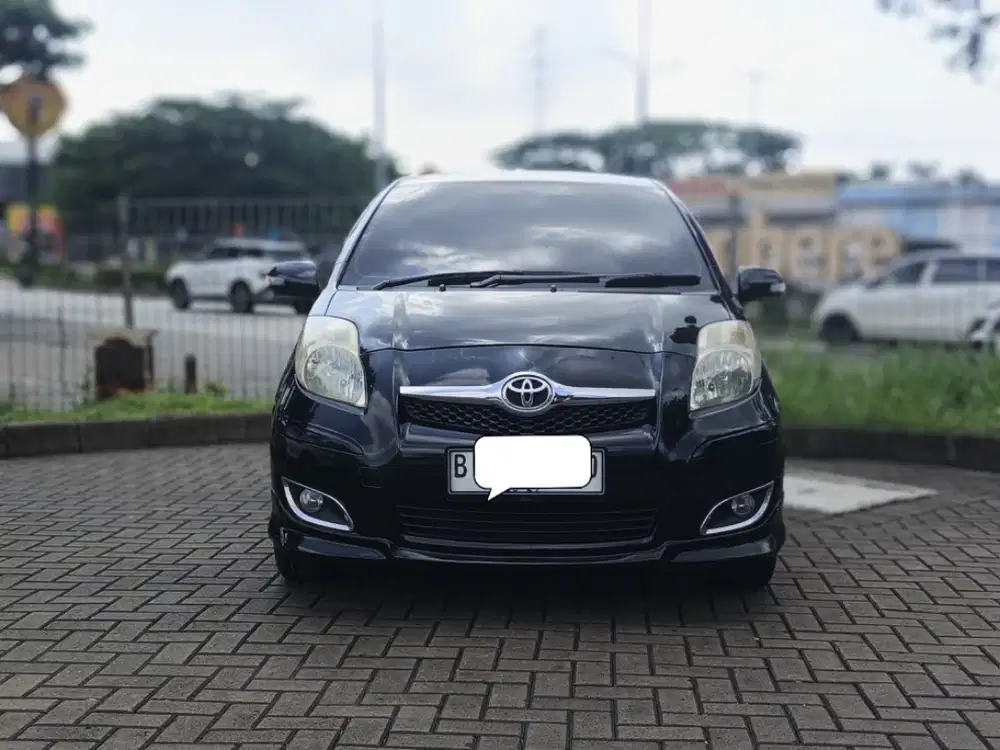 Toyota Yaris S At 2009