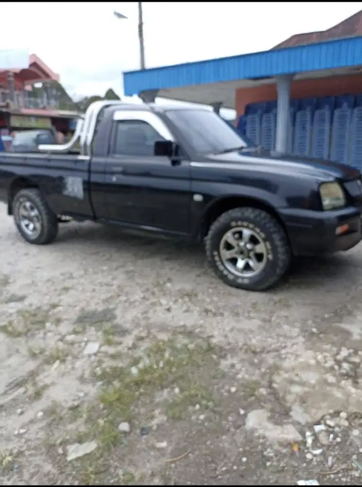 JUAL MURAH - MITSUBISHI STRADA L200 DIESEL SOLAR MT 2.5 - 2005