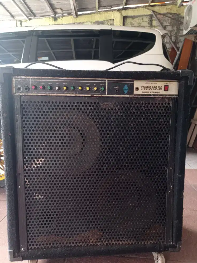 Amplifier studio pro 150 bekas second