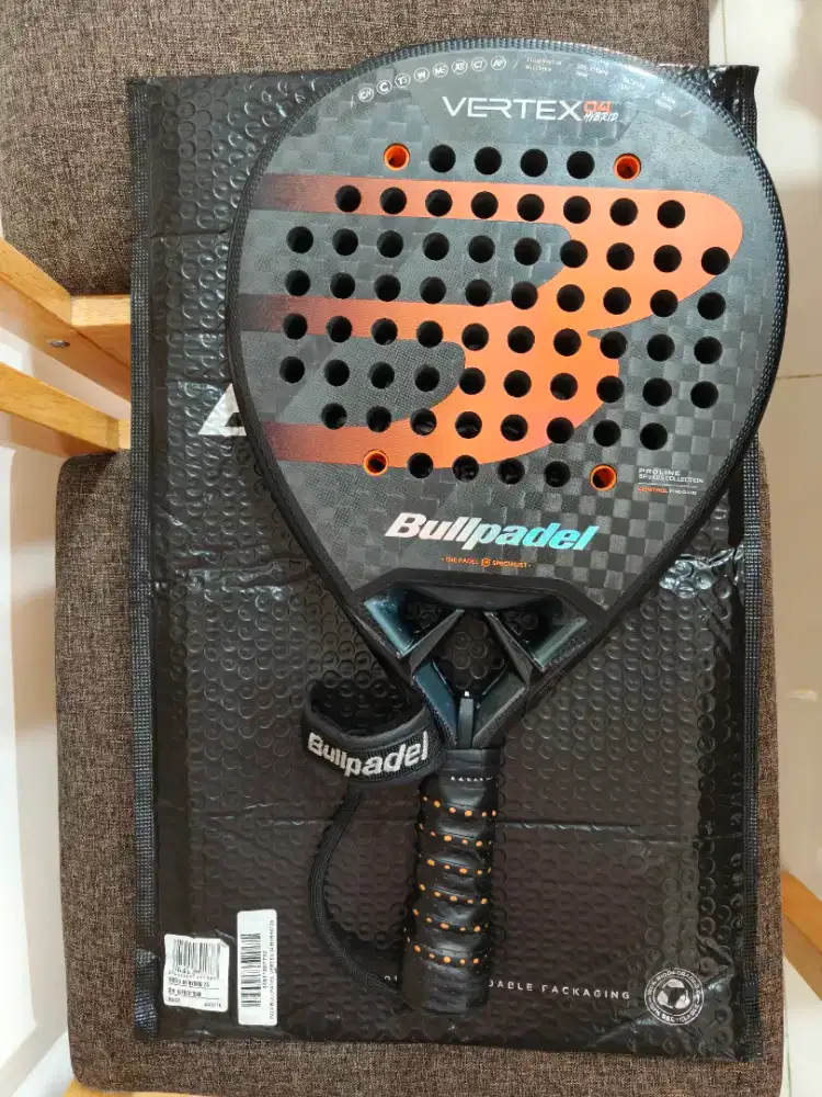WTS Bullpadel Vertex Hybrid 04
