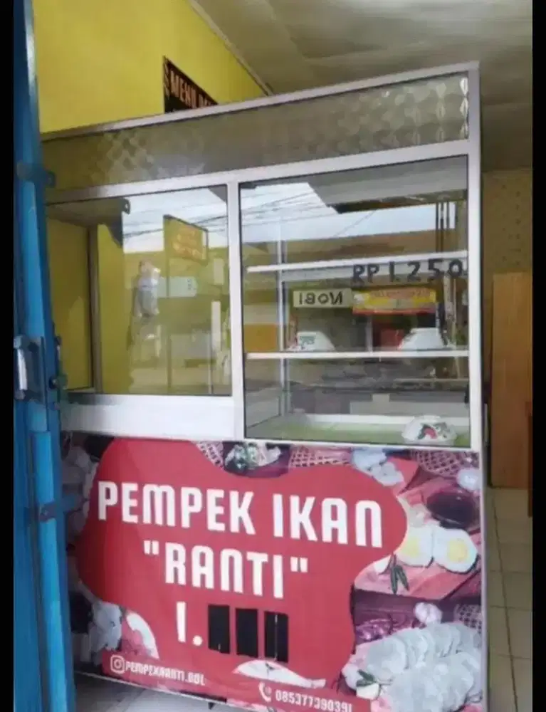 JUAL MURAH [NEGO] Etalase Jualan Pempek, Gorengan, Makanan