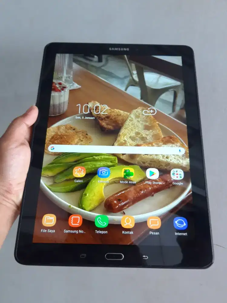 Samsung Galaxy Tab A with Stylush