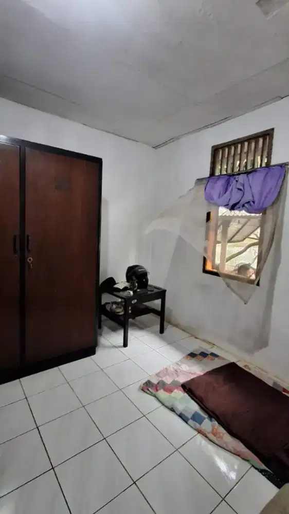 Rumah murah dekat tol  veteran  Bintaro Jakarta Selatan