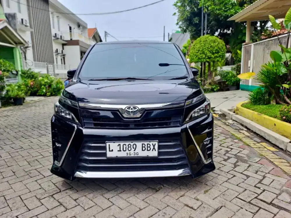 Toyota Voxy AT 2020 Bensin