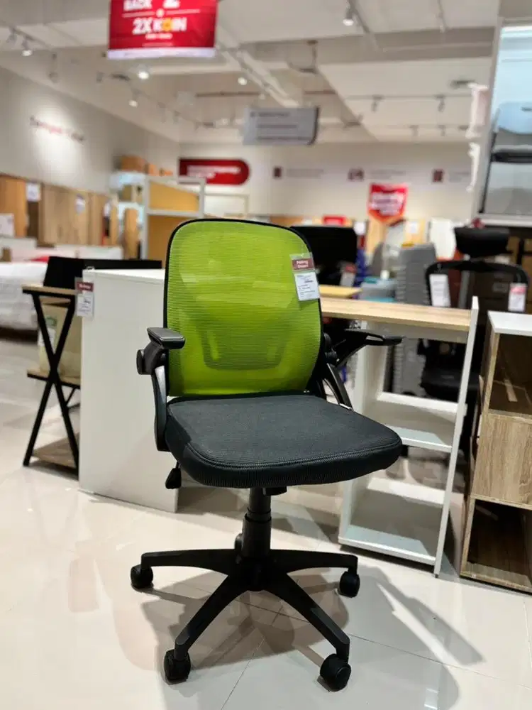 JUAL KURSI KANTOR TERBARU BELI BANYAK LEBIH HEMAT