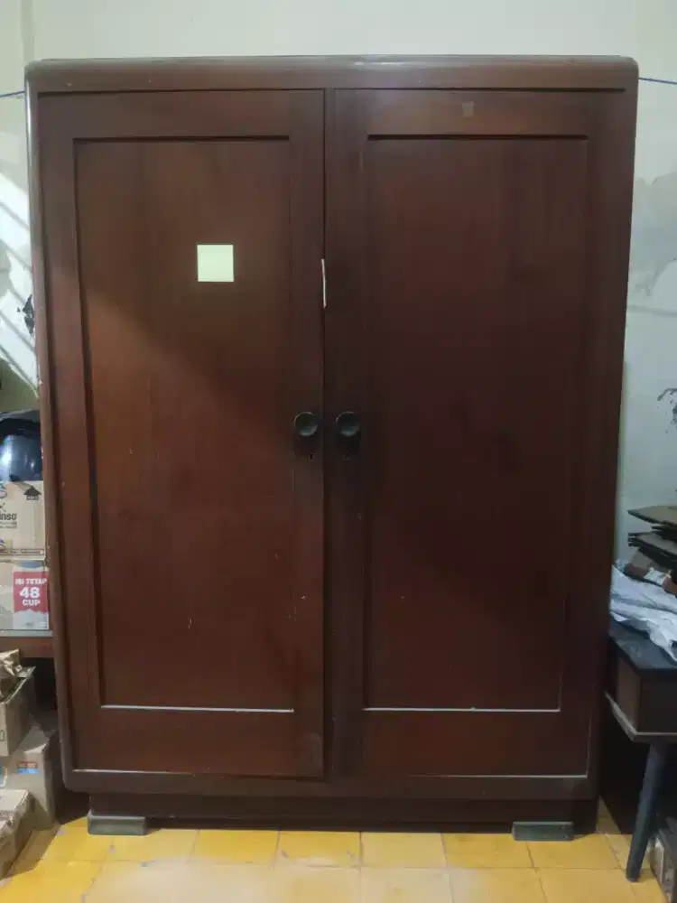Lemari Pakaian Jati Polos ukuran PxLxT (cm) 125x55x185 Surabaya