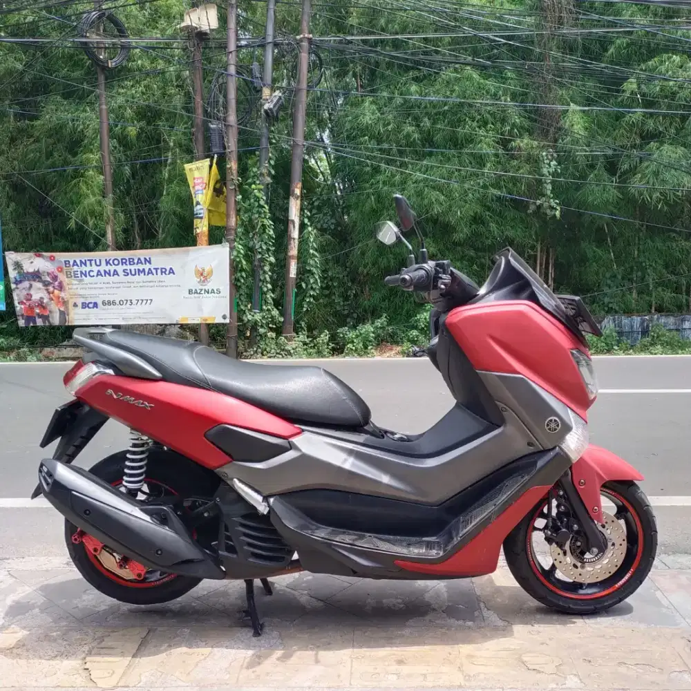 Yamaha Nmax OLD 2017 Lengkap Bagus Mesin Aluss
