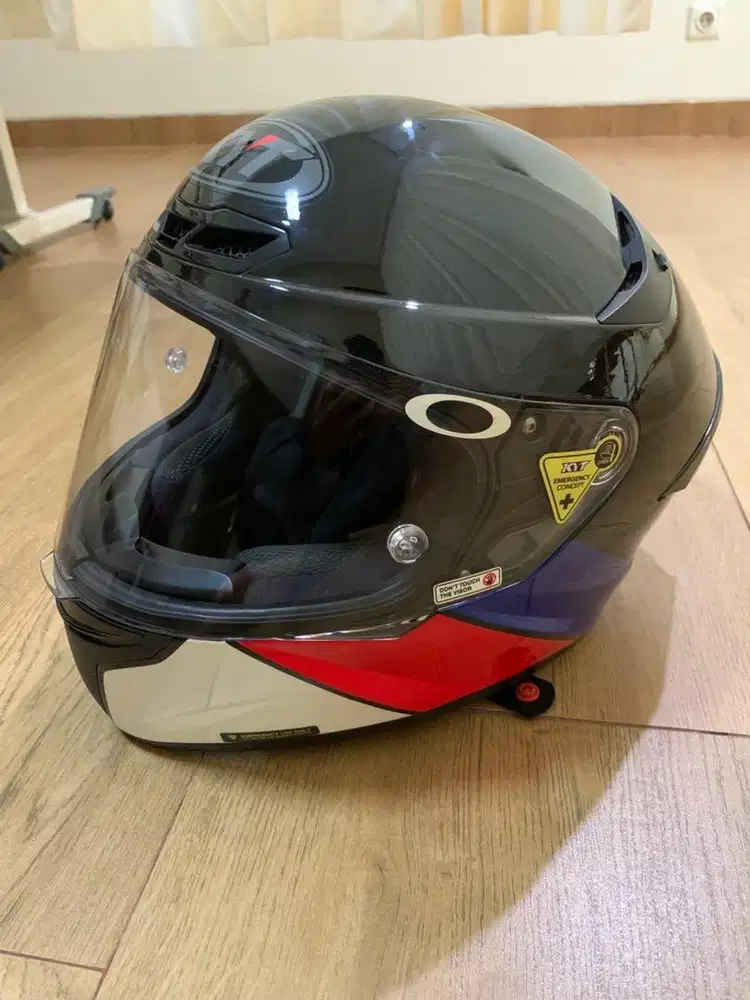 Helm KYT TT Course TTC ukuran L (59-60cm)