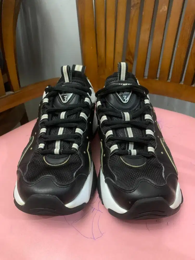 Sepatu skechers size 38 insol 25