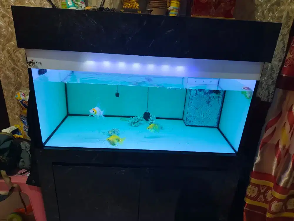 Aquarium 120x60x60 kaca 8mm kabinet tertutup