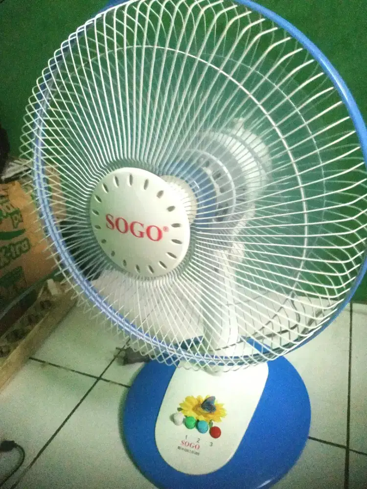 Kipas Angin Merek SOGO