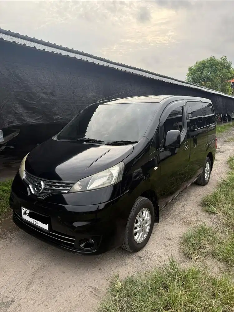 Dijual Nissan Evalia 2014 type XV HWS