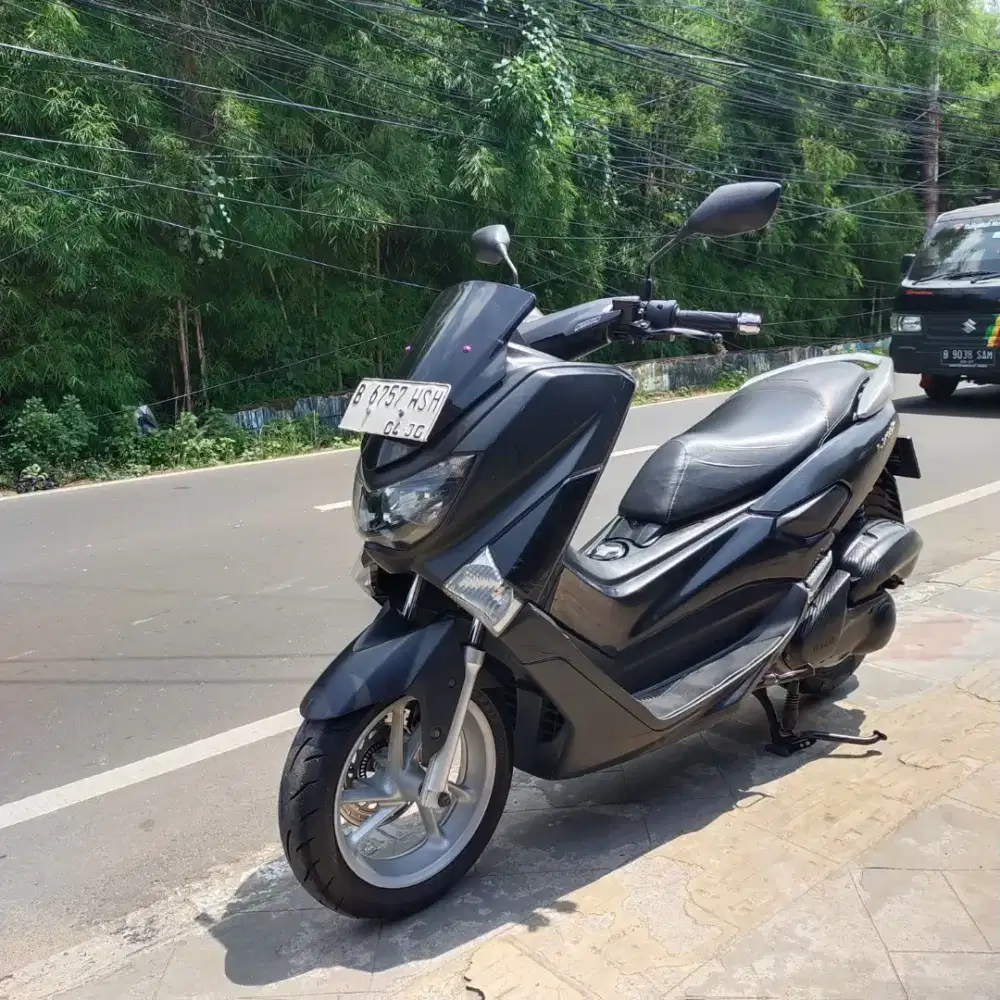Yamaha Nmax OLD 2018 Bagus lengkap Mesin Cakep