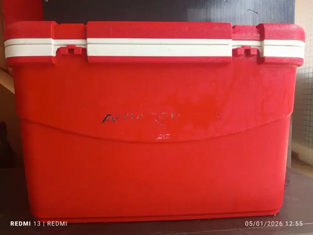 Cooler box loonstar  ANTARTICA 72 L