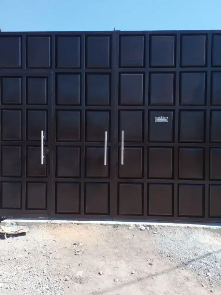 pintu besi sleding modern