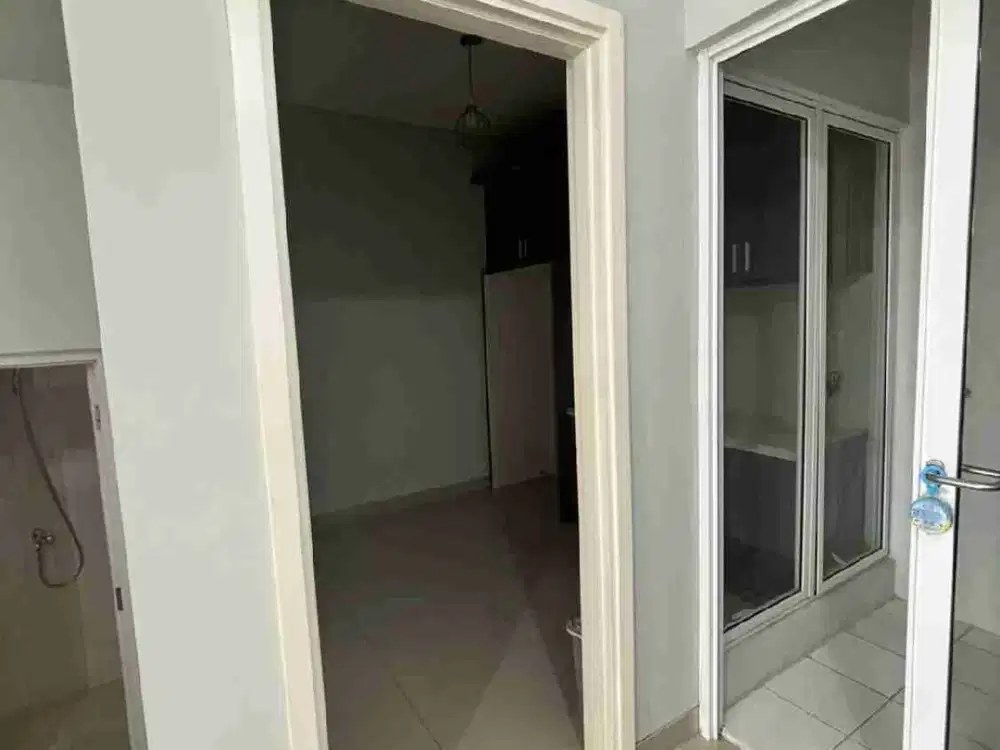 Rumah cantik disewakan cluster sythesis home  Ciputat timur