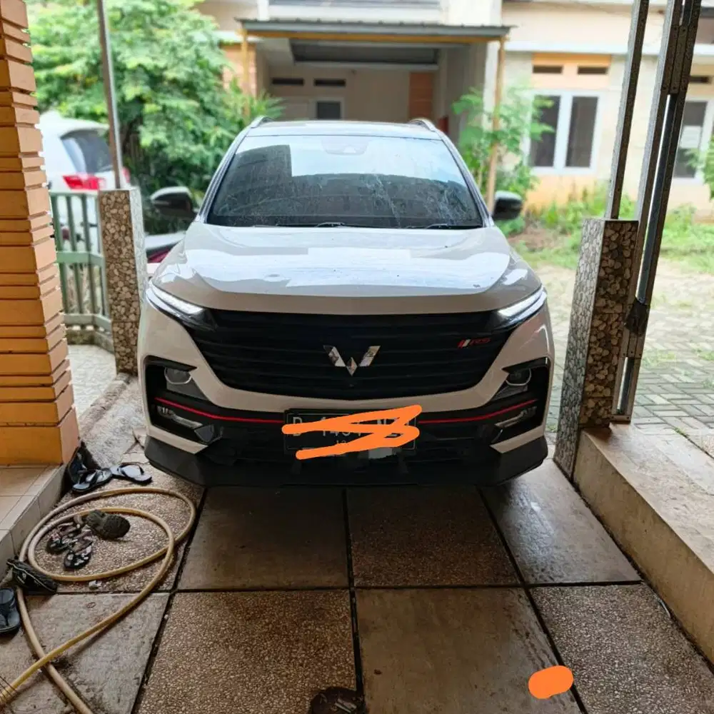 WULING ALMAZ RS PRO 7 SEATER