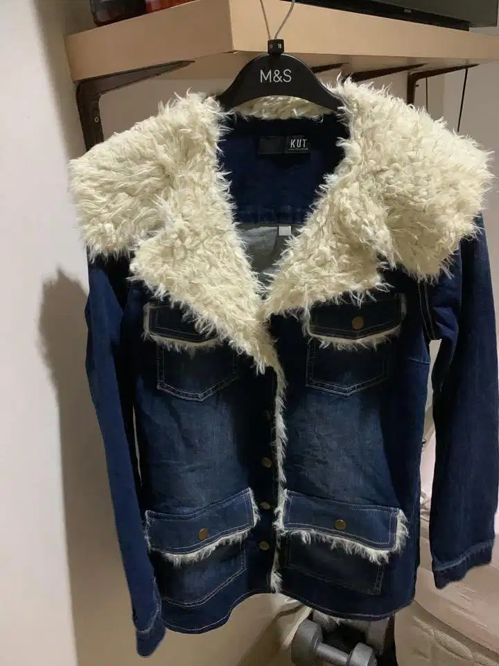 Outer JINS import bulu bulu fashion