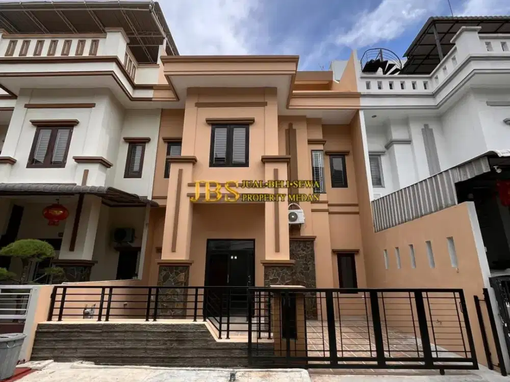 Dijual Rumah Baru di Komplek Cemara Asri Medan Jalan Anggur