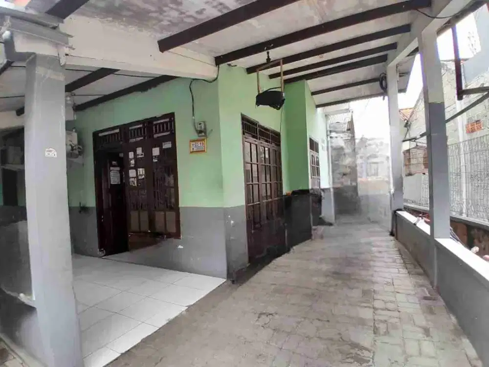Dijual murah Kontrakan 3 pintu Lokasi strategis