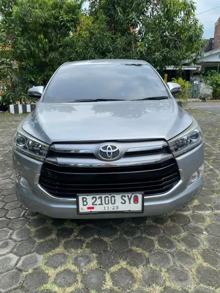 Innova Reborn V Diesel Matic 2018