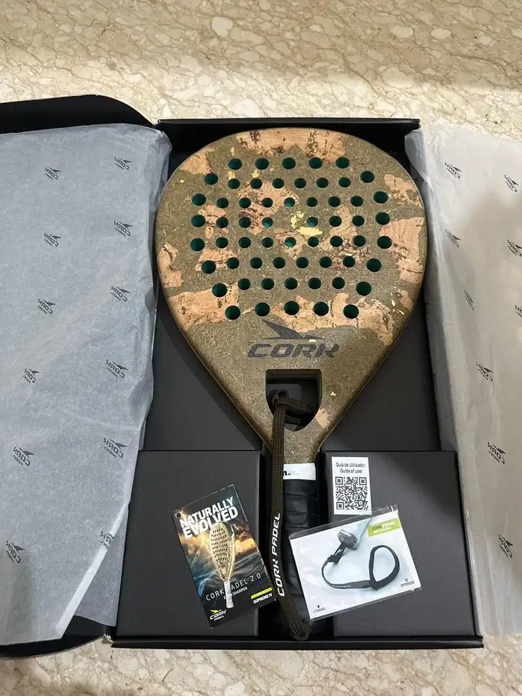 Raket cork supreme hybrid IV 2026