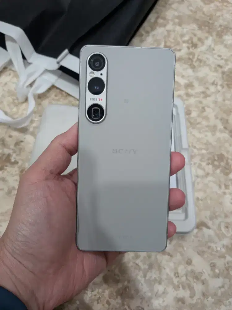 Sony xperia i iv 6