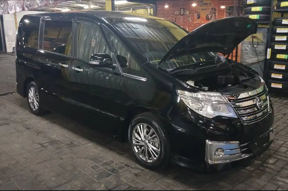 NISSAN SERENA HWS AUTECH 2016 TYPE TERTINGGI LOW KILOMETER