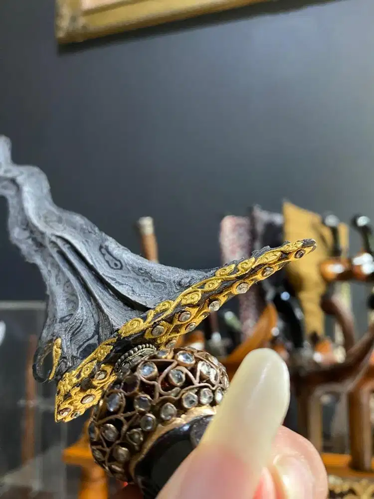 Keris parung sari tangguh pajang