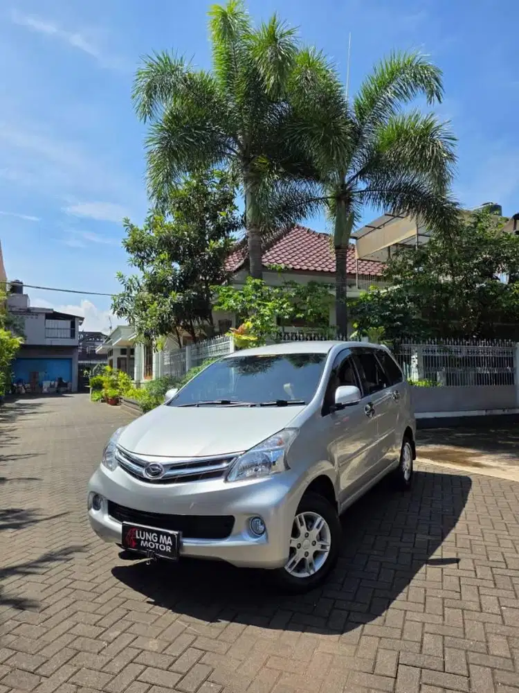 Xenia M Deluxe Mt 2012 km rendah