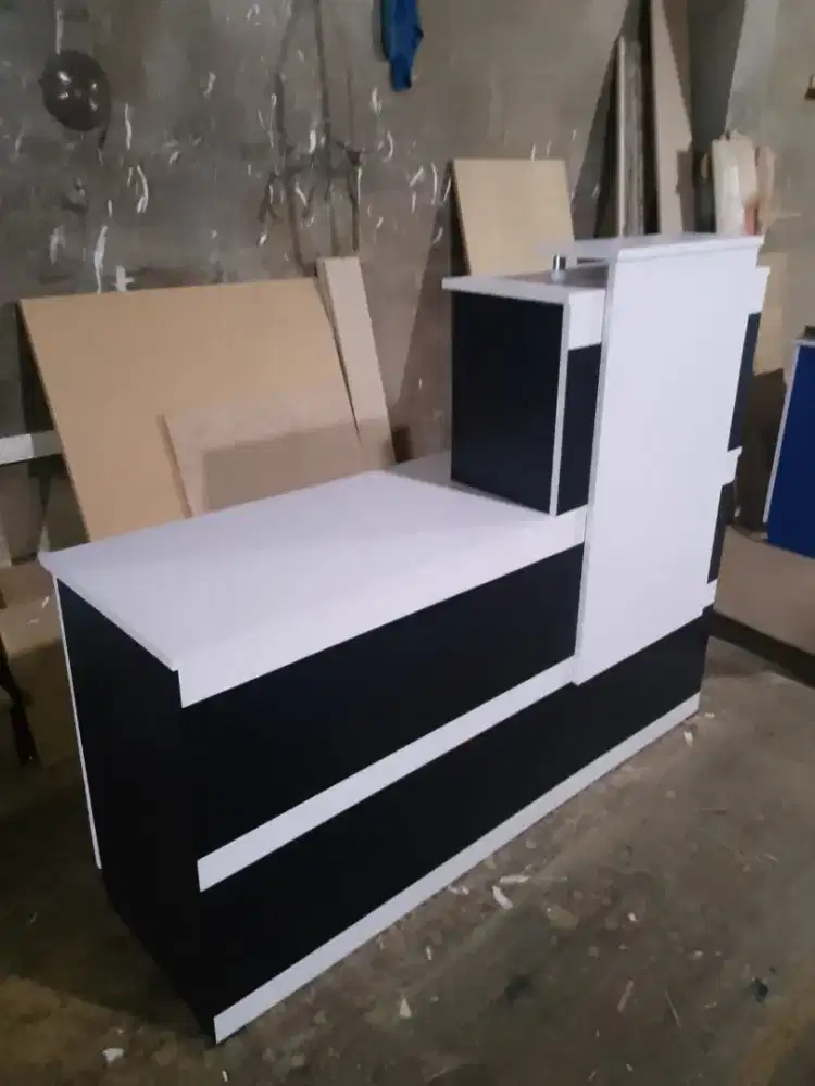 Meja Kasir / Meja Resepsionis / Meja londry / Meja serbaguna