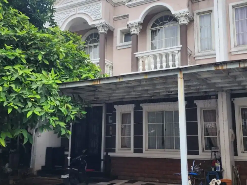 Dijual Rumah Design Interior Mewah dekat Danau di Cluster Europe 8x20m Green Lake City