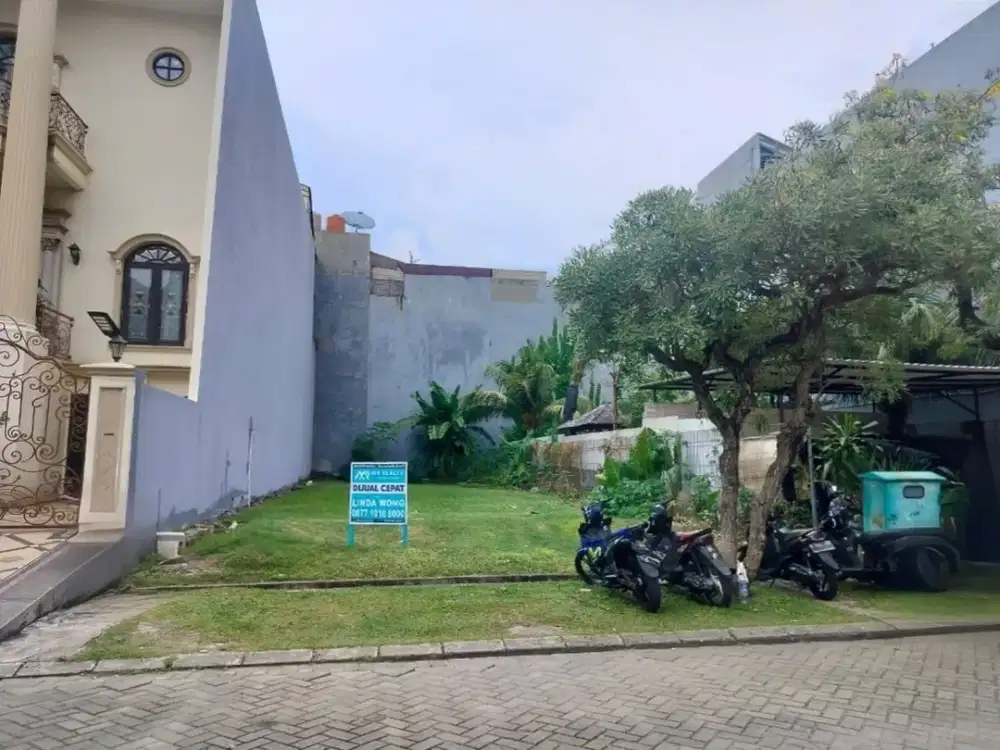 Dijual Kavling di Walet Indah PIK. Luas 10x30m. Row Jalan Lebar
