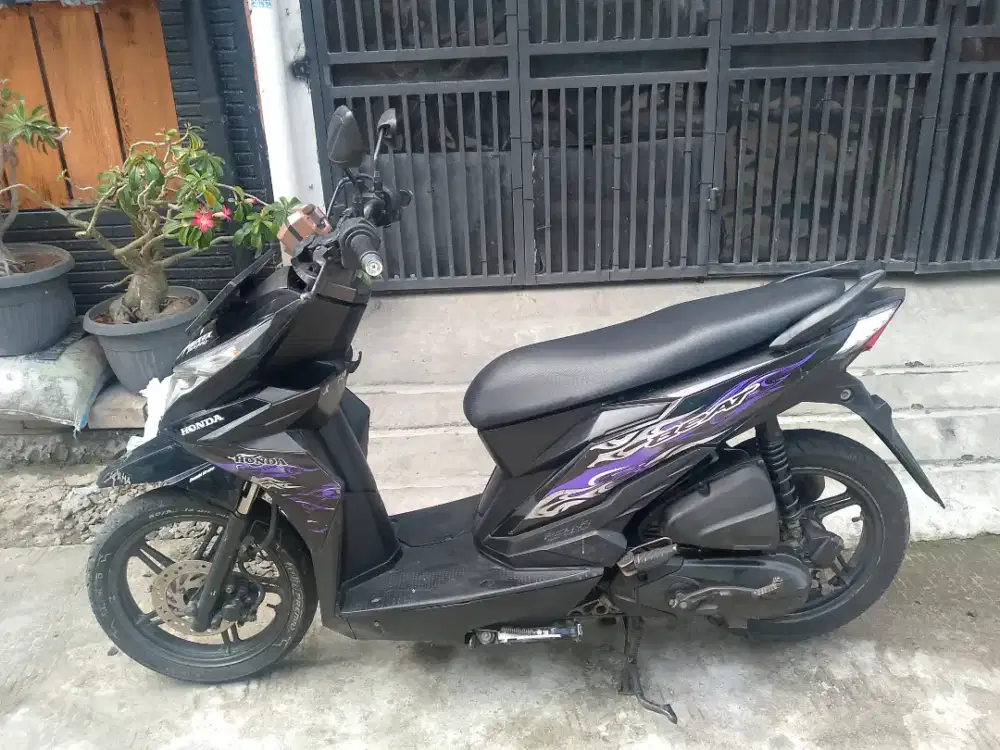 Honda beat street 2018 di Bekasi Utara