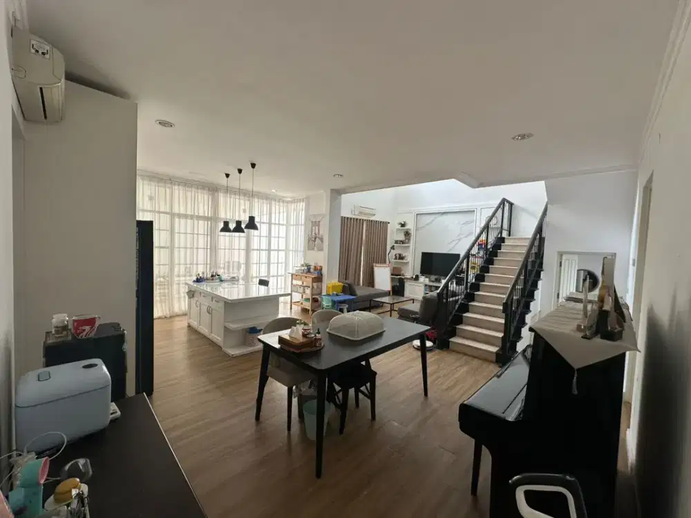 Rumah Bagus & Ciamiiiik di Villa Bukit Regensi, SBY