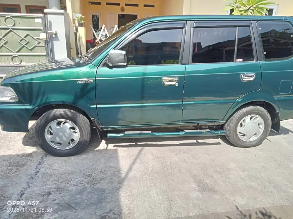 Toyota Kijang 2001 Bensin