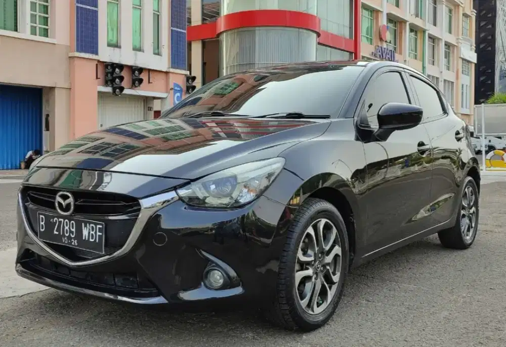 Mazda 2 R AT 2016 TDP25jt Mazda 2 R Matic 2016