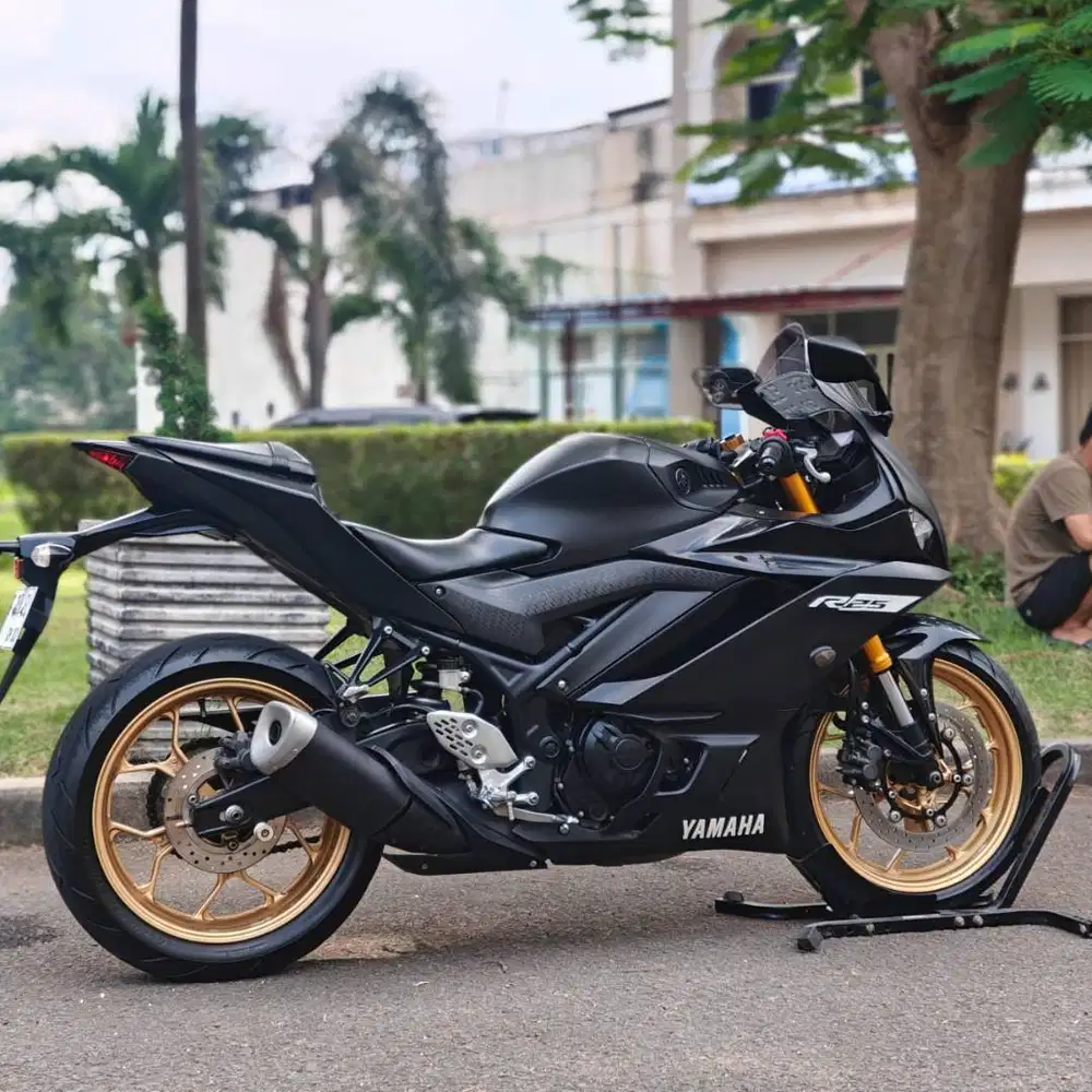 KM LOW! YAMAHA NEW R25 V2 2019 HITAM PAJAK PANJANG TANPA PR