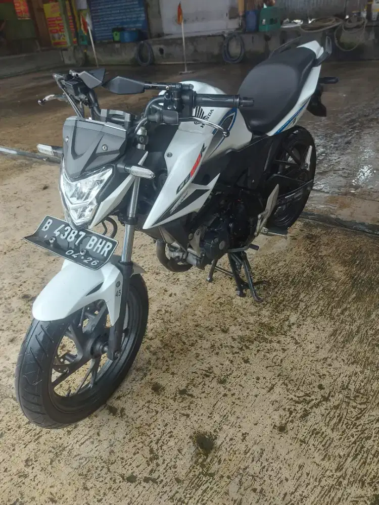 Honda CB150R 2016
