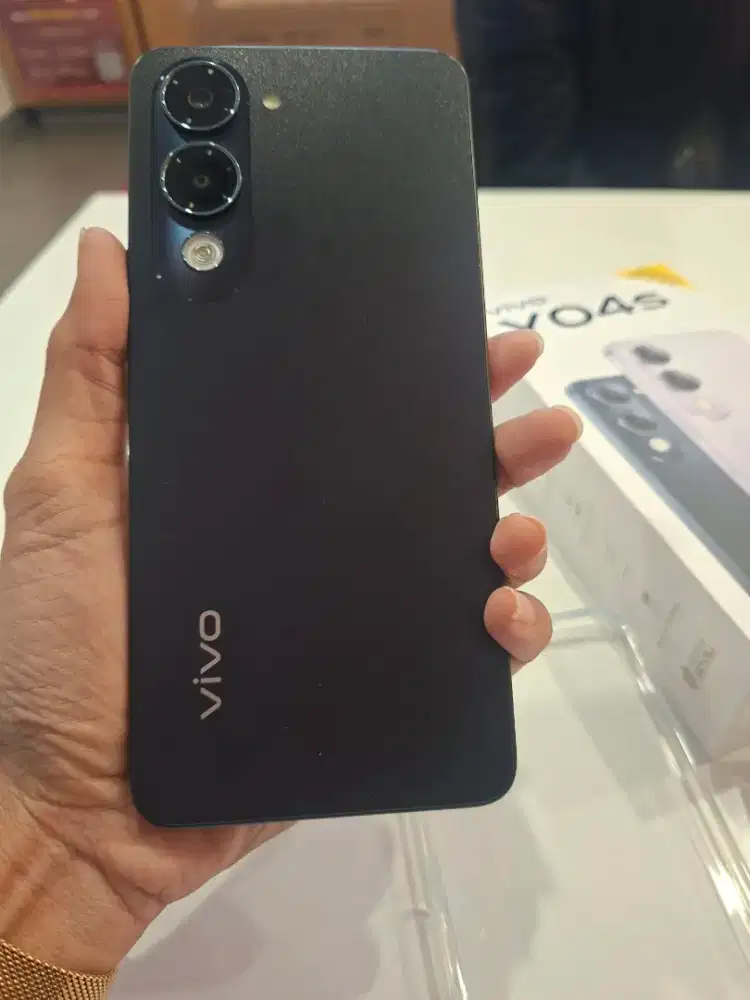 vivo y04s newww