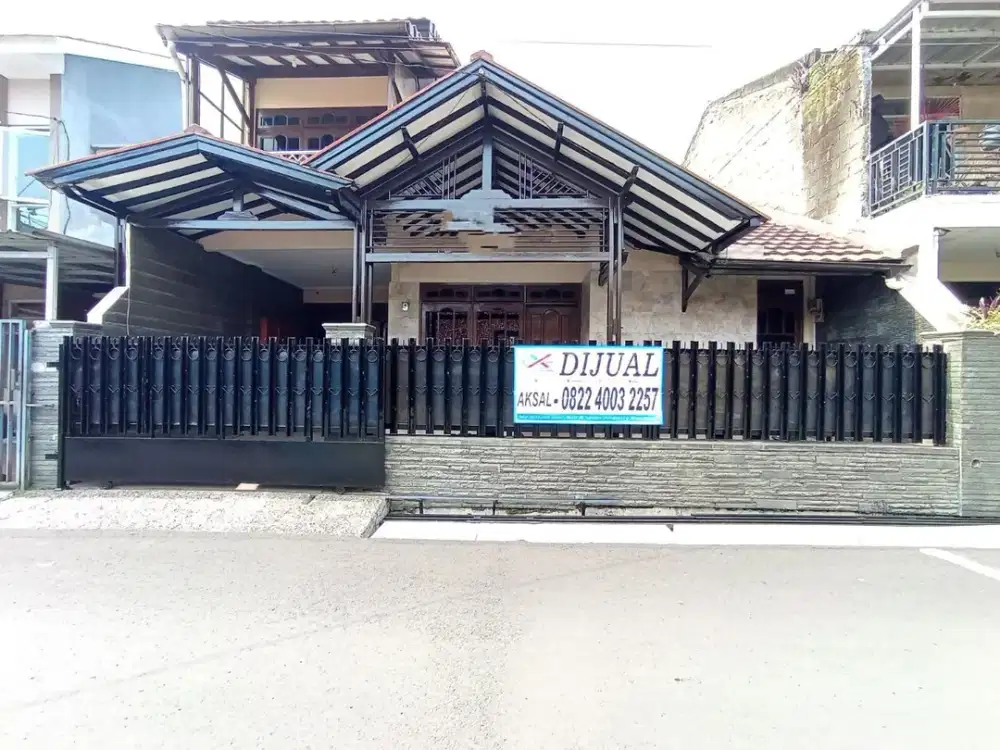 DIJUAL Rumah Murah Bangunan Terawat Siap Huni Dekat Sport Jabar & Griya ARCAMANIK Bandung