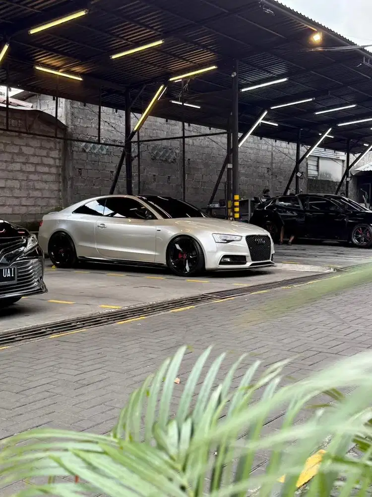 Jual Audi A5 Coupe S line 2014 RARE