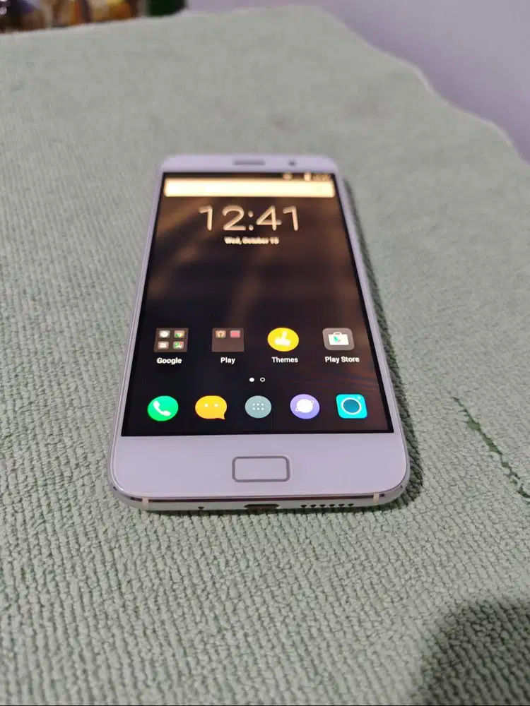Lenovo ZUK Z1 64 GB Warna Putih