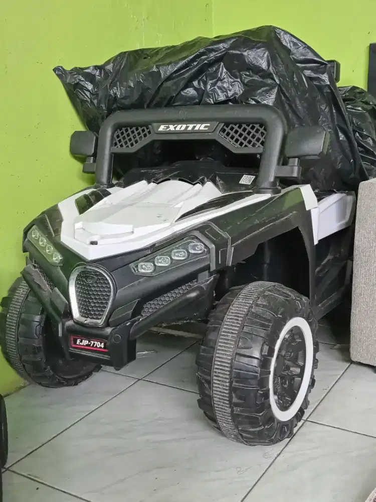 Mobil anak untk usia 3 sampai 8 tahun