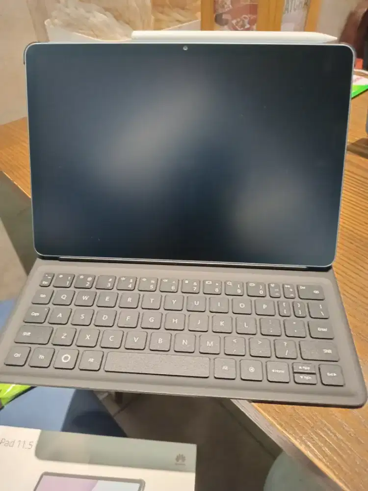 Huawei Matepad 11.5  full acc + (cover+keyboard & smart pencil gen3)