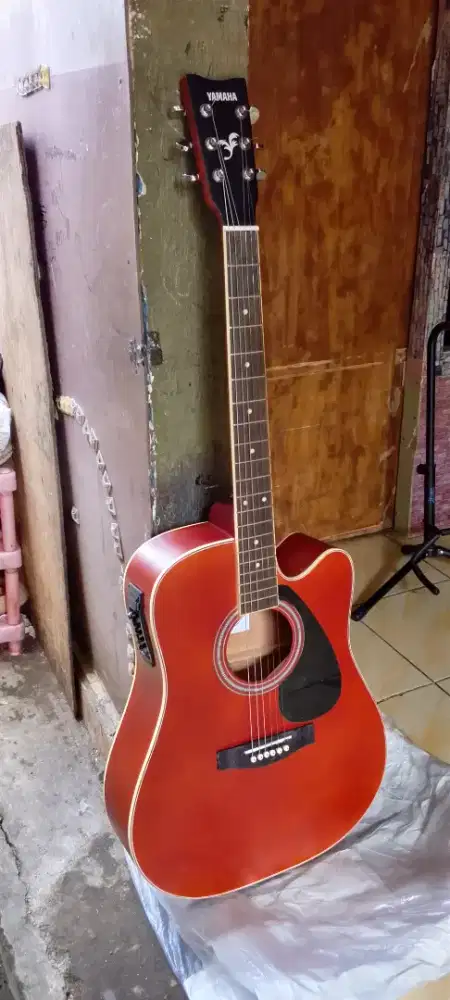 GITAR YAMAHA ELEKTRIK