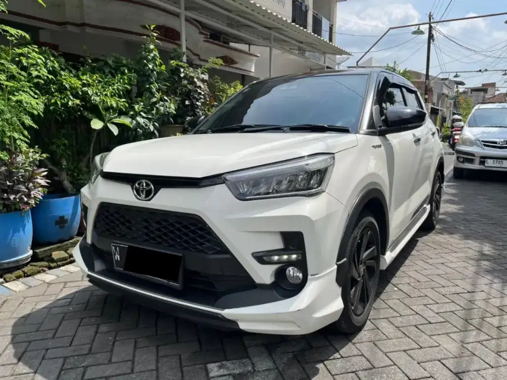 Toyota raize gr tss 2021 matic two tone km 49rb