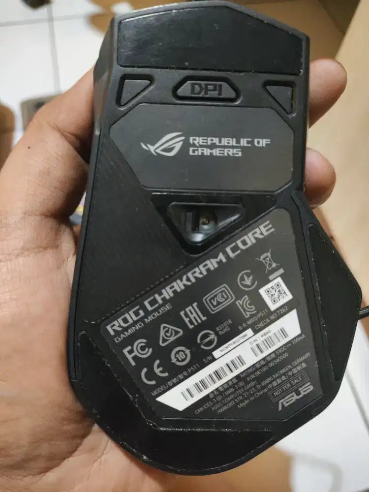 Mouse ROG Chakram Core