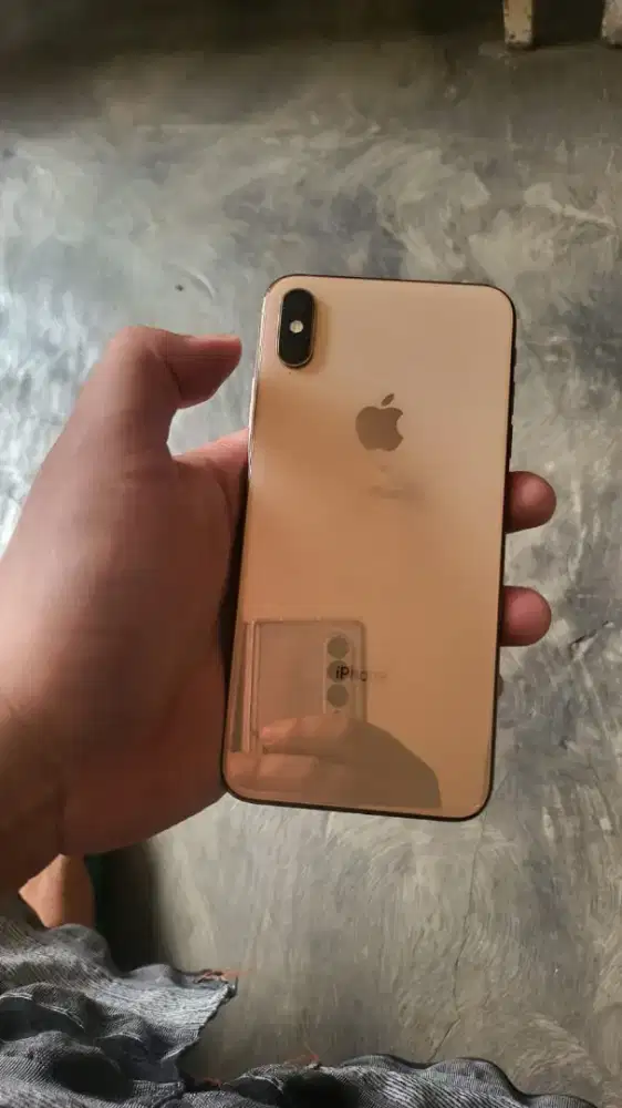 Dijual cepat iphone xs max 64gb ibox